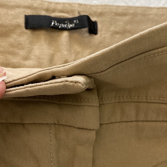 2 Papaya skirts & 1 Papaya shorts fit like XS. 1 H&M shorts fit like XS. All EUC - Picture 2 of 11